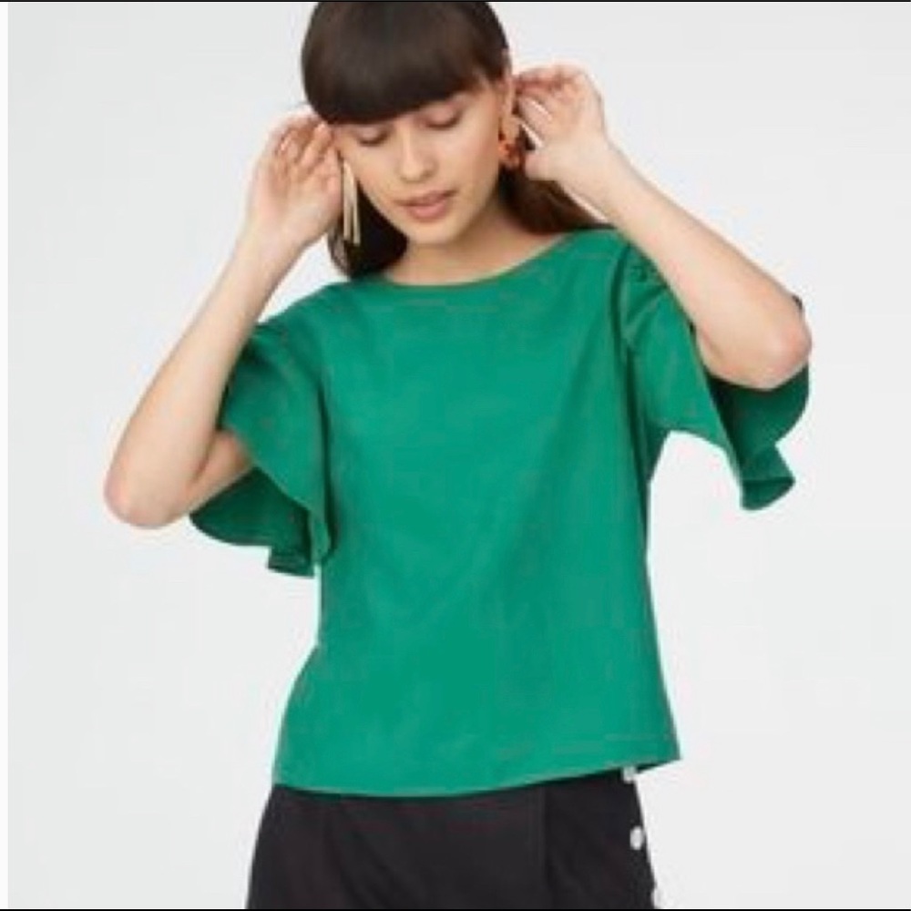 Club Monaco new with tags evageleen top chemise XS flutter sleeve